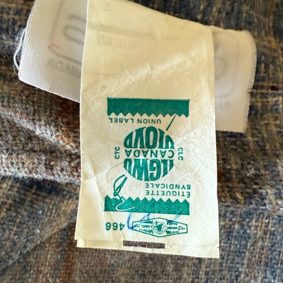 The Perfect Vintage 70s A-line midi skirt in soft wool tweed plaid - Picture 2 of 8